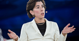 rhode island governor legalizes sports betting